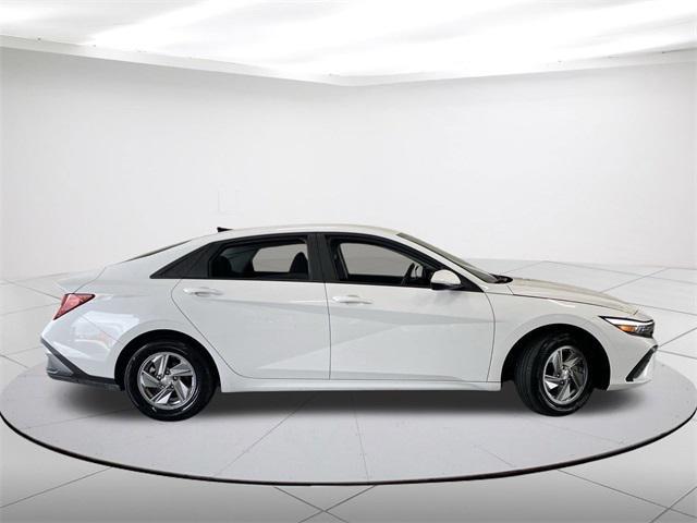 new 2025 Hyundai Elantra car, priced at $23,580