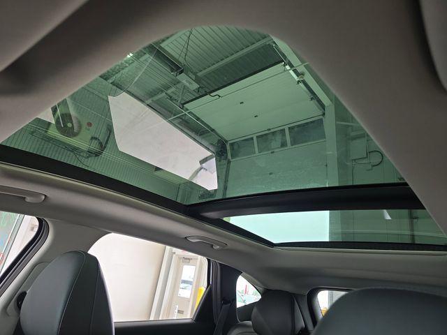 new 2025 Hyundai TUCSON Hybrid car, priced at $37,041