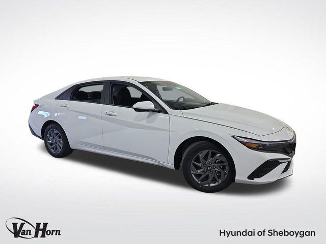 new 2025 Hyundai ELANTRA HEV car, priced at $26,627