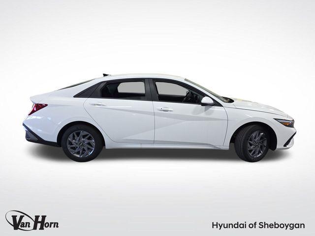 new 2025 Hyundai ELANTRA HEV car, priced at $26,627