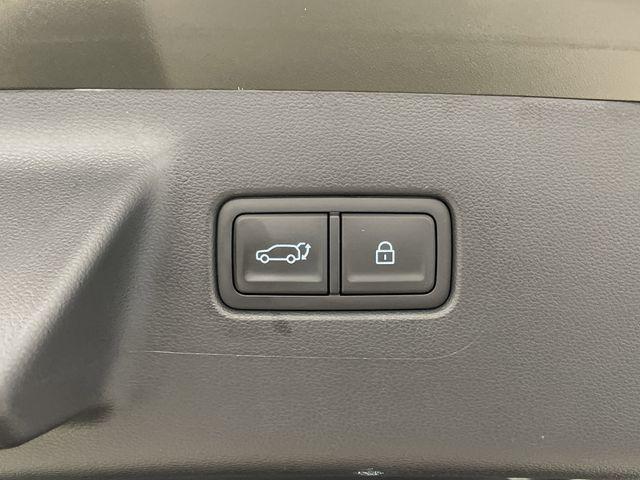 used 2024 Hyundai Santa Fe car, priced at $32,294