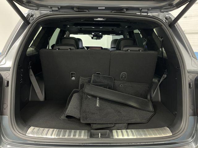 used 2025 Hyundai Palisade car, priced at $43,985