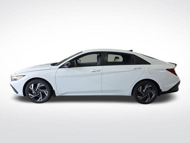 new 2025 Hyundai Elantra car, priced at $24,050