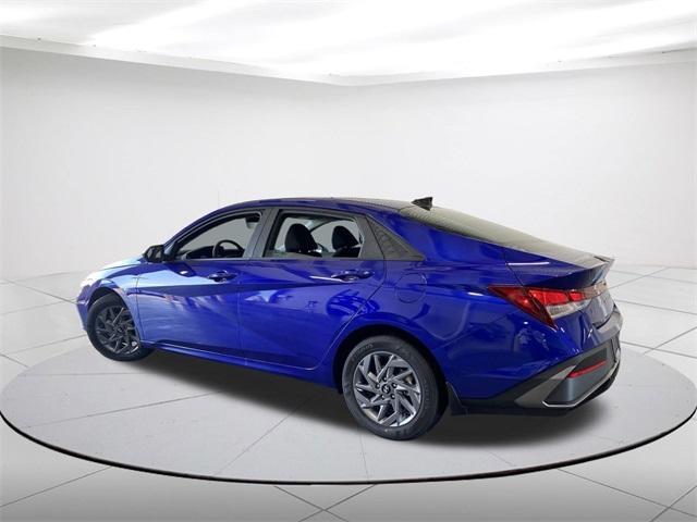 new 2024 Hyundai Elantra car, priced at $23,258