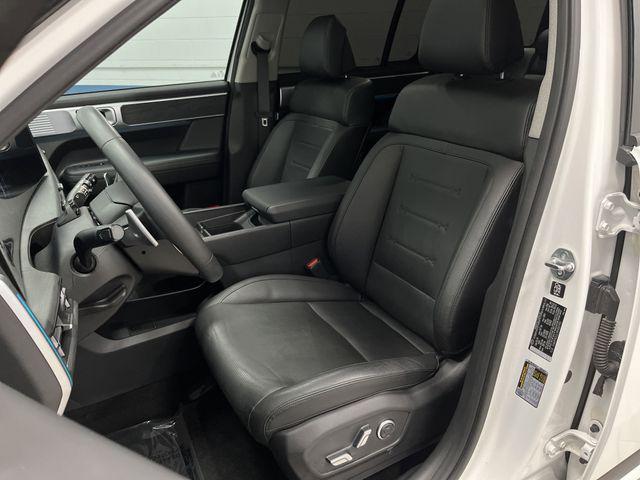 used 2024 Hyundai Santa Fe car, priced at $33,954