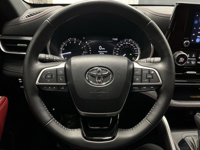 used 2023 Toyota Highlander car, priced at $38,926