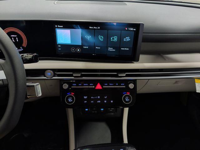 new 2026 Hyundai TUCSON Hybrid car, priced at $34,652