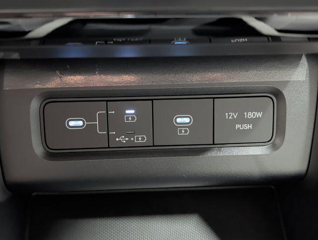 new 2026 Hyundai TUCSON Hybrid car, priced at $34,652