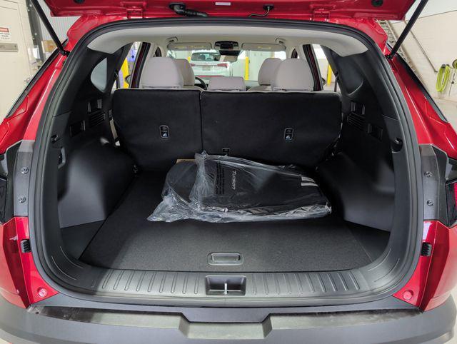 new 2026 Hyundai TUCSON Hybrid car, priced at $34,652