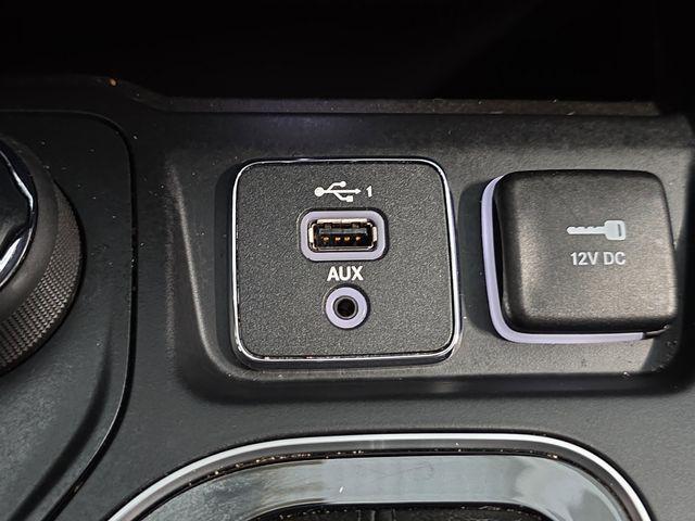 used 2019 Jeep Cherokee car, priced at $18,405