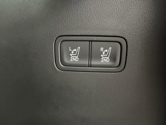 used 2025 Hyundai SANTA FE HEV car, priced at $43,717