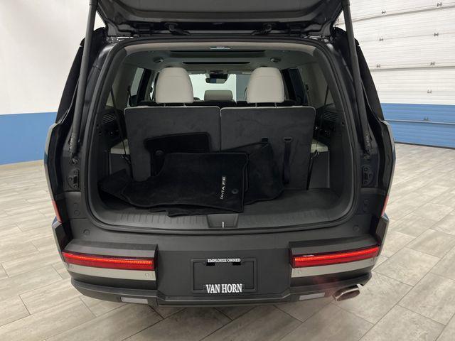 used 2024 Hyundai Santa Fe car, priced at $32,495