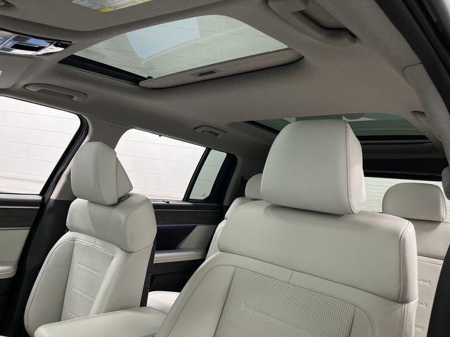 used 2024 Hyundai Santa Fe car, priced at $32,495