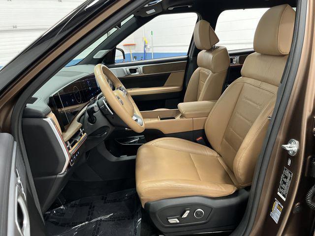 used 2024 Hyundai Santa Fe car, priced at $31,957