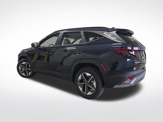 new 2026 Hyundai TUCSON Hybrid car, priced at $35,477