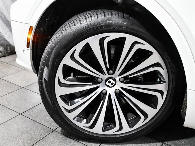 used 2022 Bentley Bentayga car