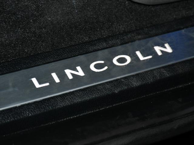 used 2021 Lincoln Navigator car, priced at $41,888