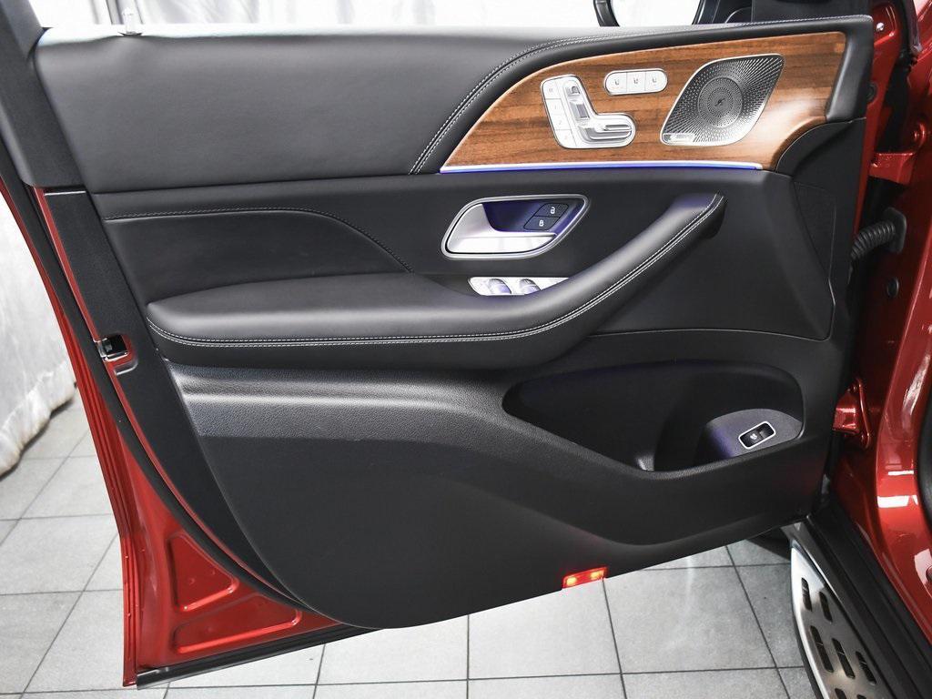 used 2024 Mercedes-Benz AMG GLS 63 car, priced at $109,888