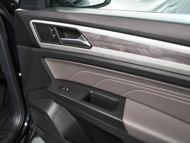 used 2022 Volkswagen Atlas Cross Sport car, priced at $18,888