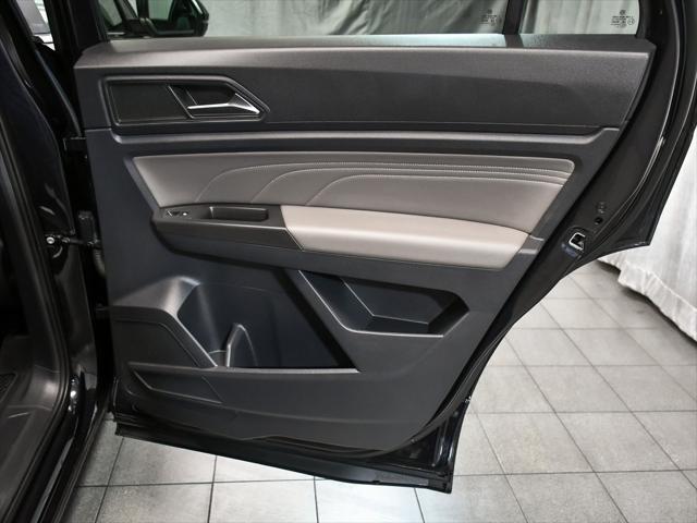 used 2022 Volkswagen Atlas Cross Sport car, priced at $18,888