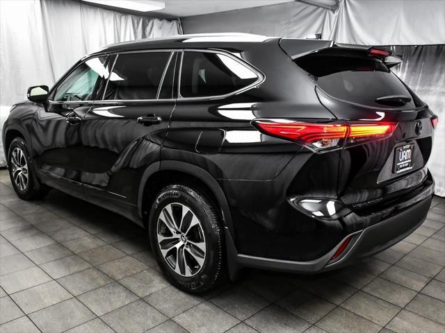 used 2021 Toyota Highlander car, priced at $29,888