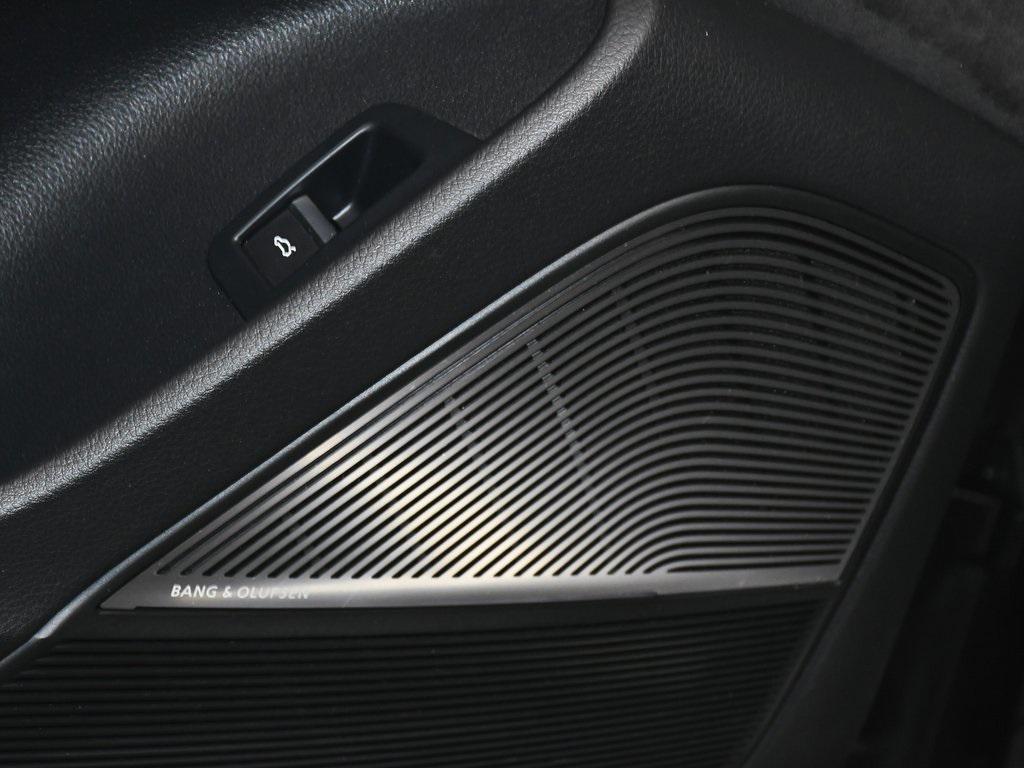 used 2022 Audi RS Q8 car, priced at $73,777