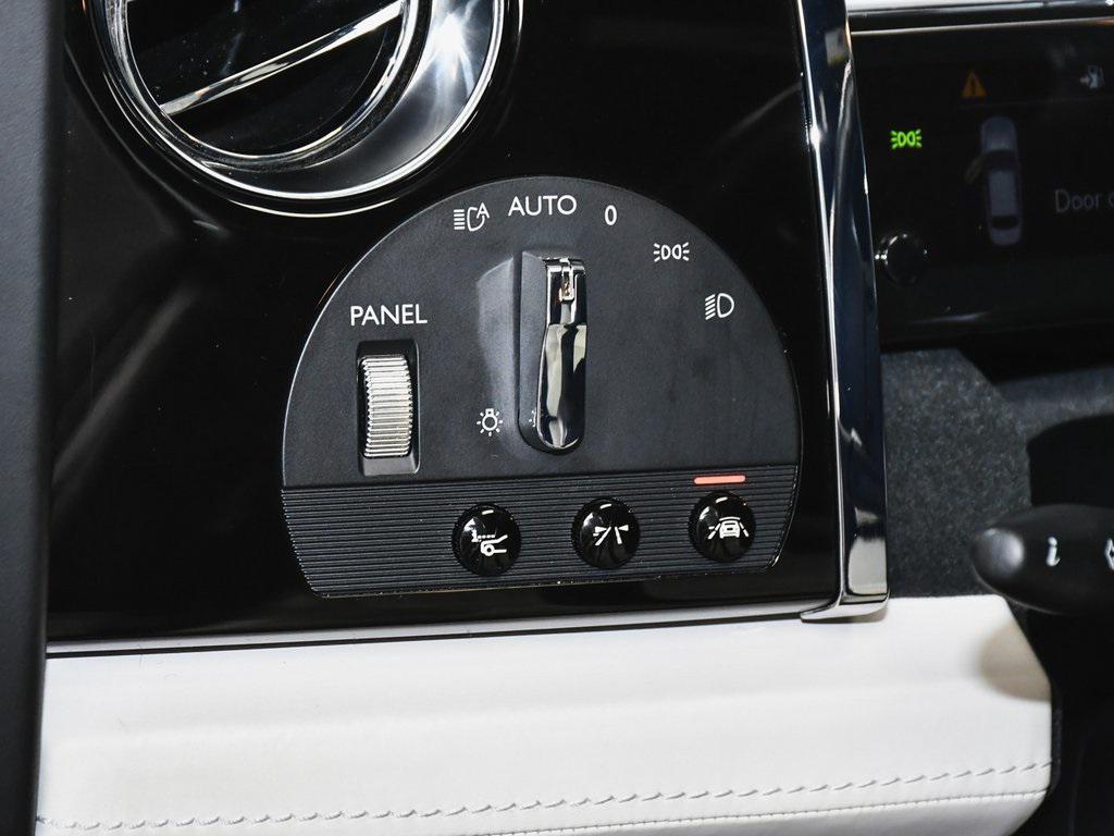 used 2018 Rolls-Royce Ghost car, priced at $143,888