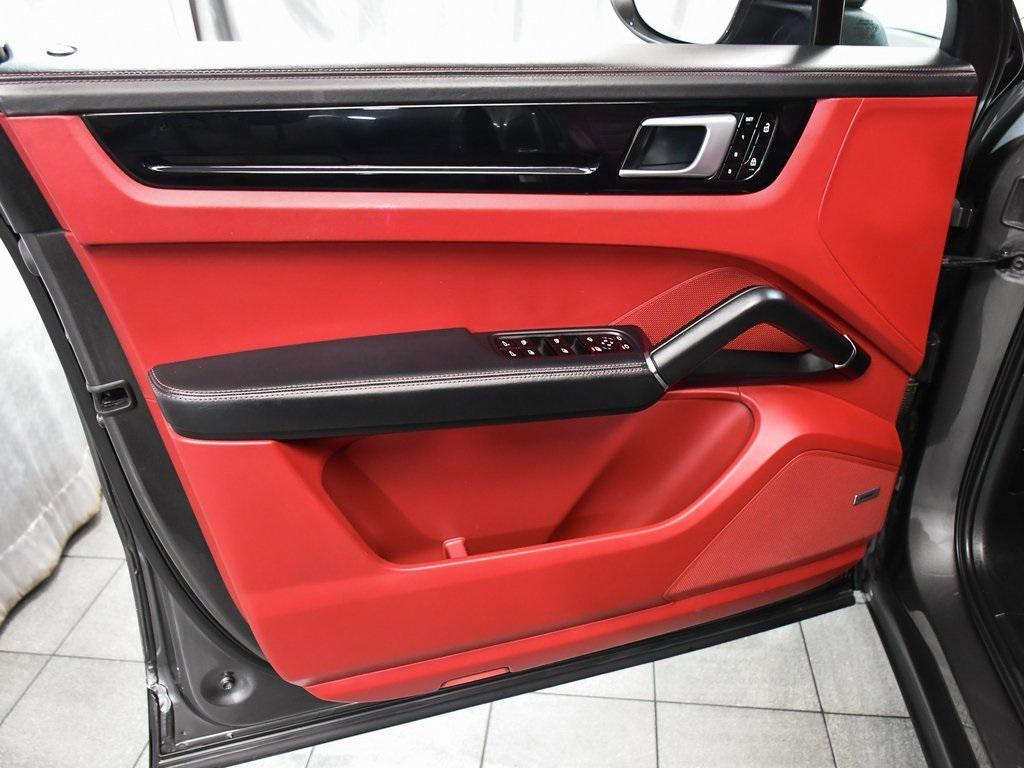 used 2020 Porsche Cayenne car, priced at $44,777