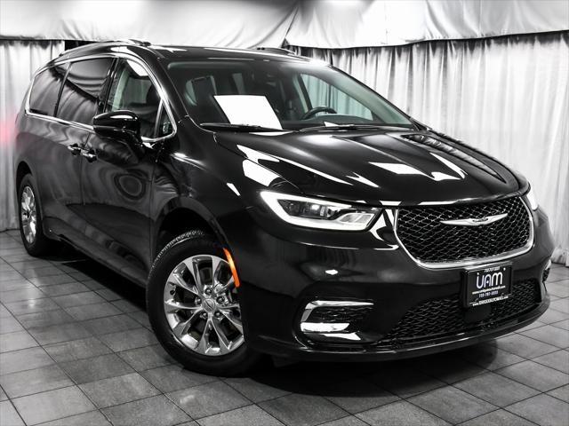 used 2021 Chrysler Pacifica car, priced at $26,444