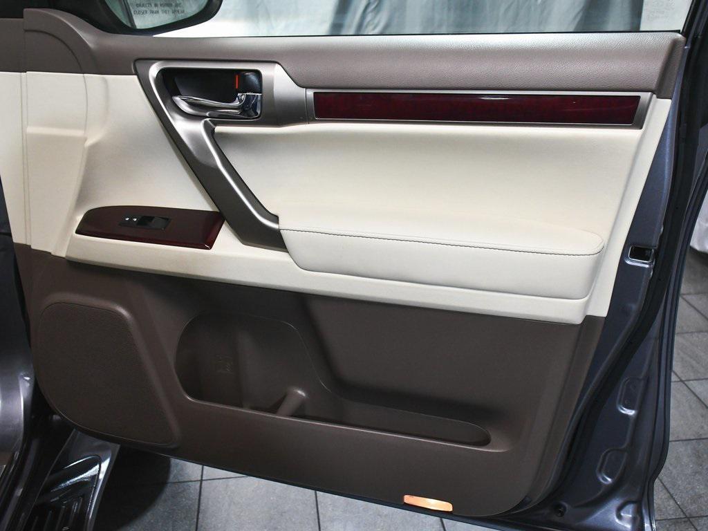 used 2019 Lexus GX 460 car, priced at $26,888