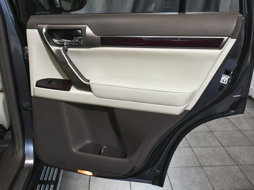 used 2019 Lexus GX 460 car, priced at $26,888