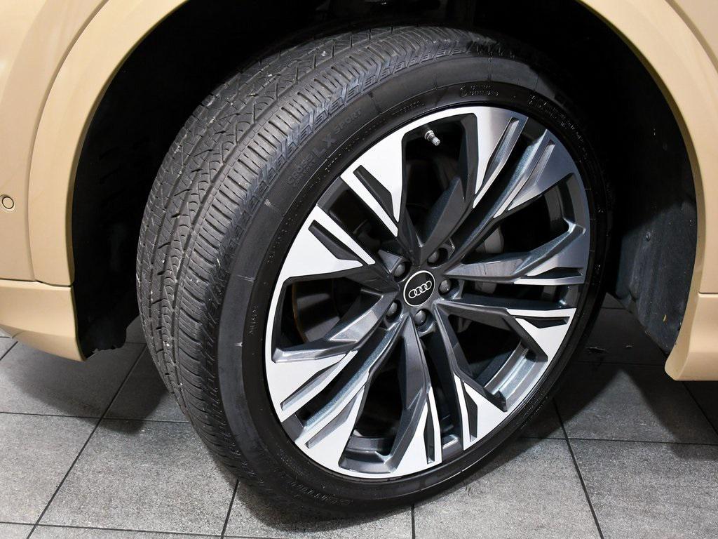 used 2024 Audi Q8 car