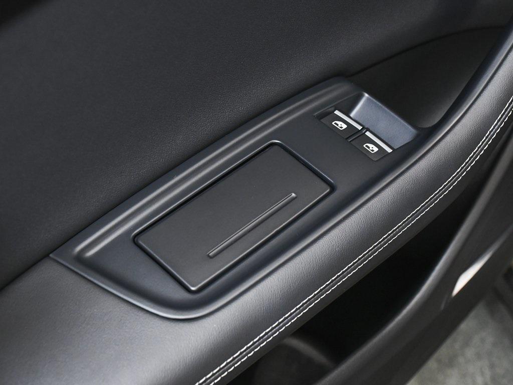 used 2024 Audi Q8 car