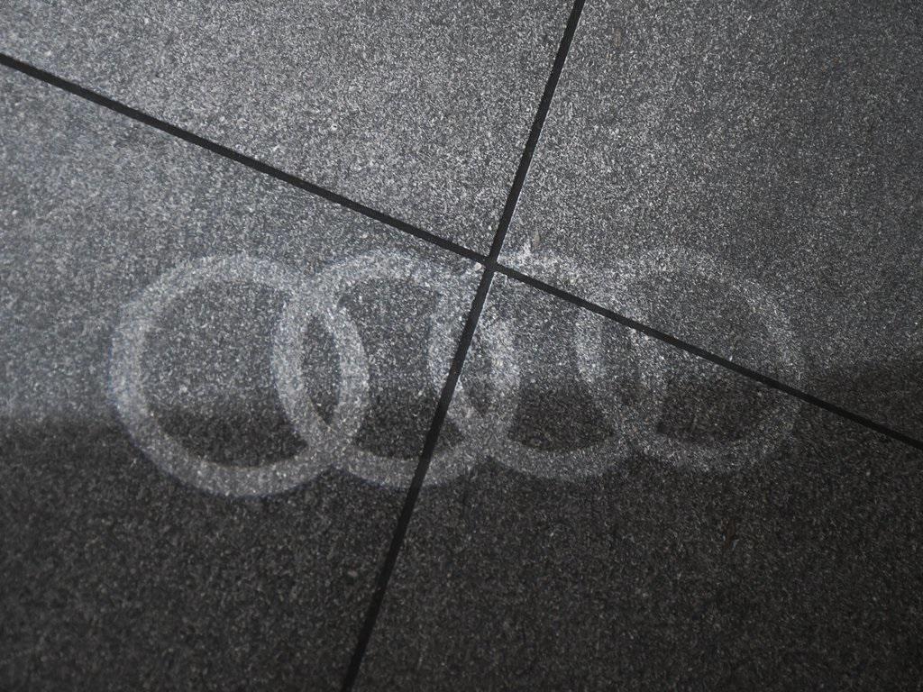 used 2024 Audi Q8 car