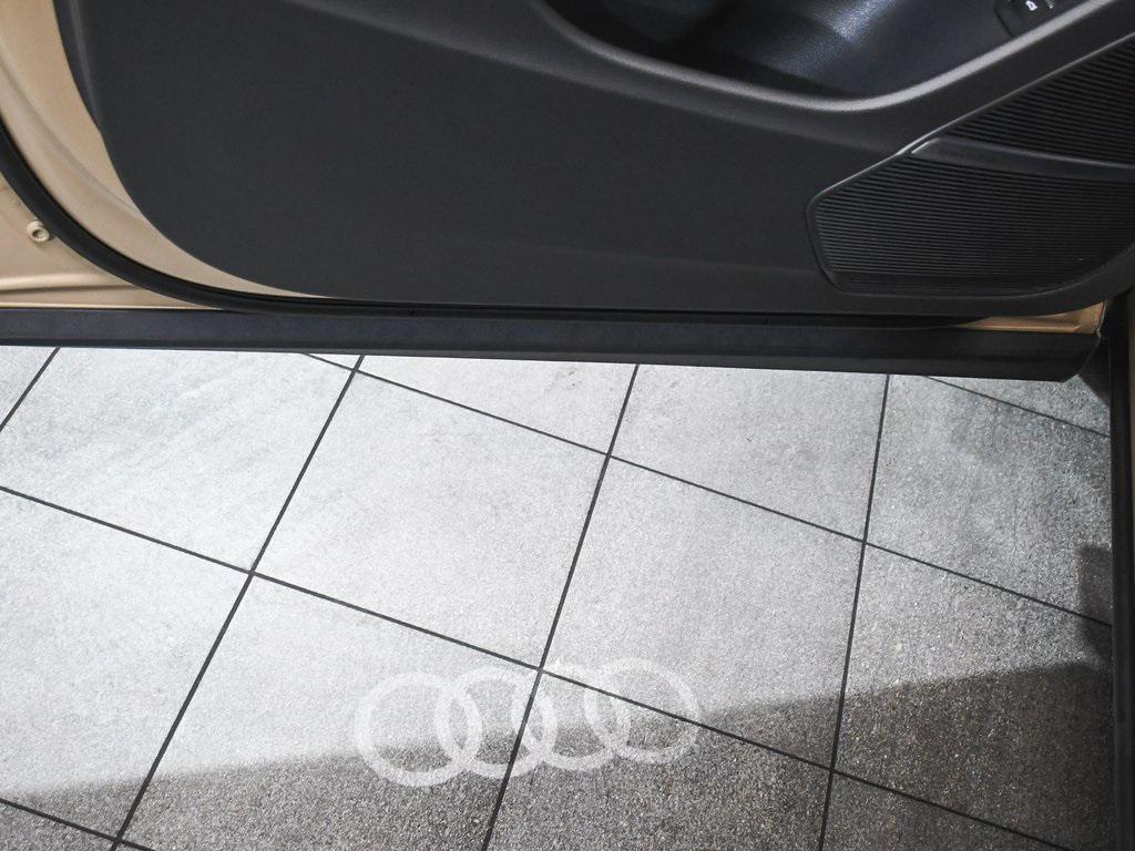 used 2024 Audi Q8 car