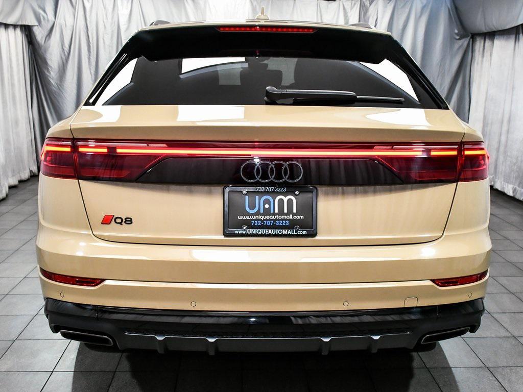 used 2024 Audi Q8 car