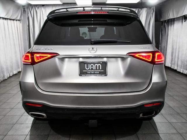 used 2021 Mercedes-Benz GLE 580 car, priced at $38,555