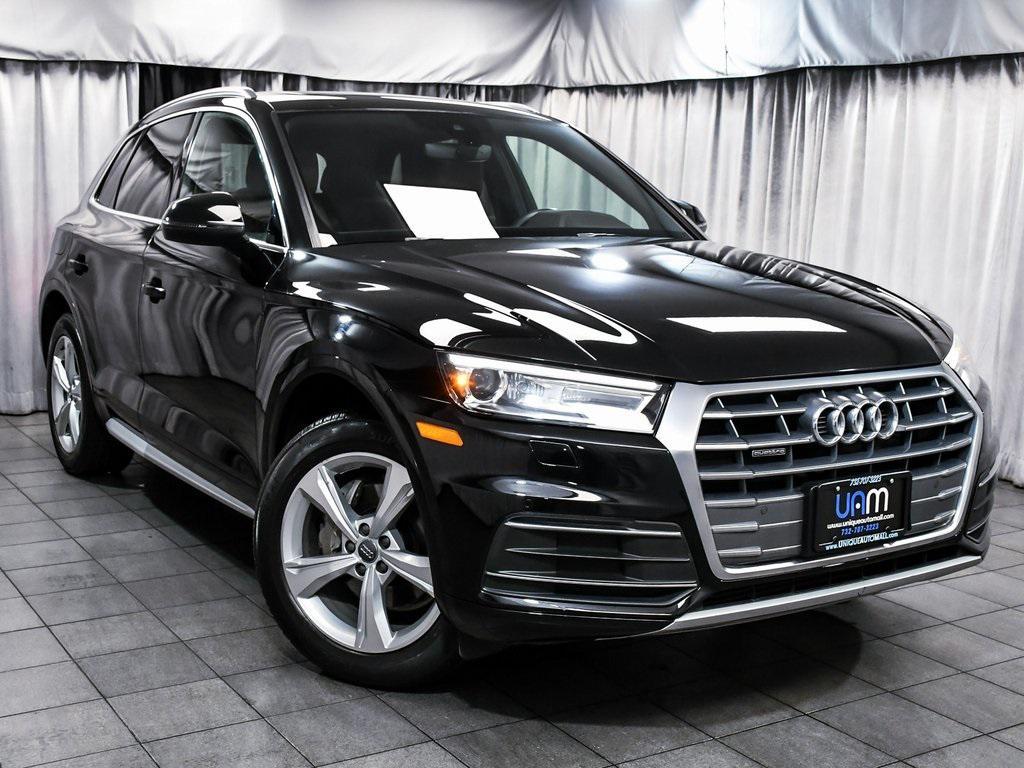 used 2020 Audi Q5 car, priced at $18,555