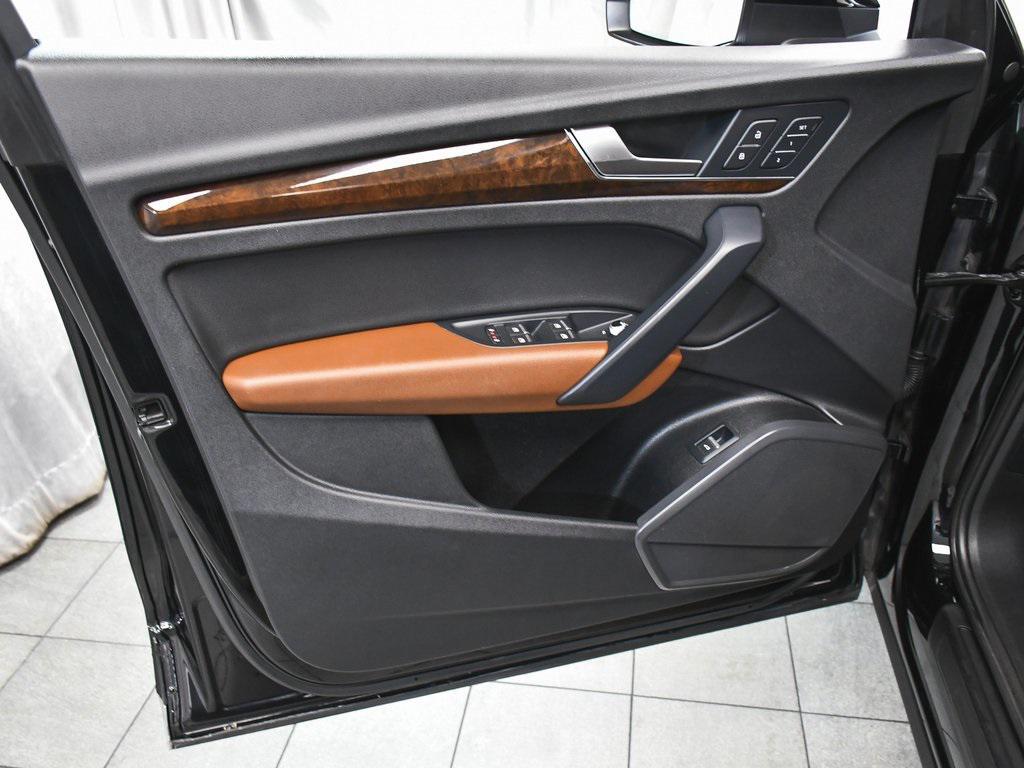 used 2020 Audi Q5 car, priced at $18,555
