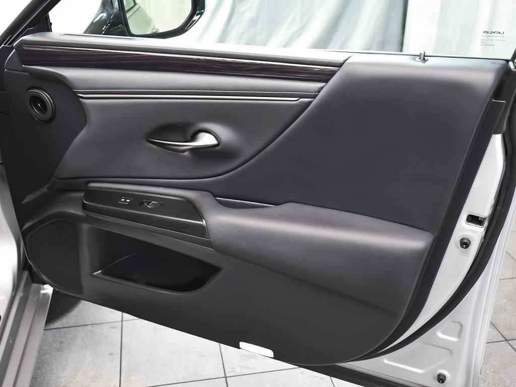used 2021 Lexus ES 350 car, priced at $30,777