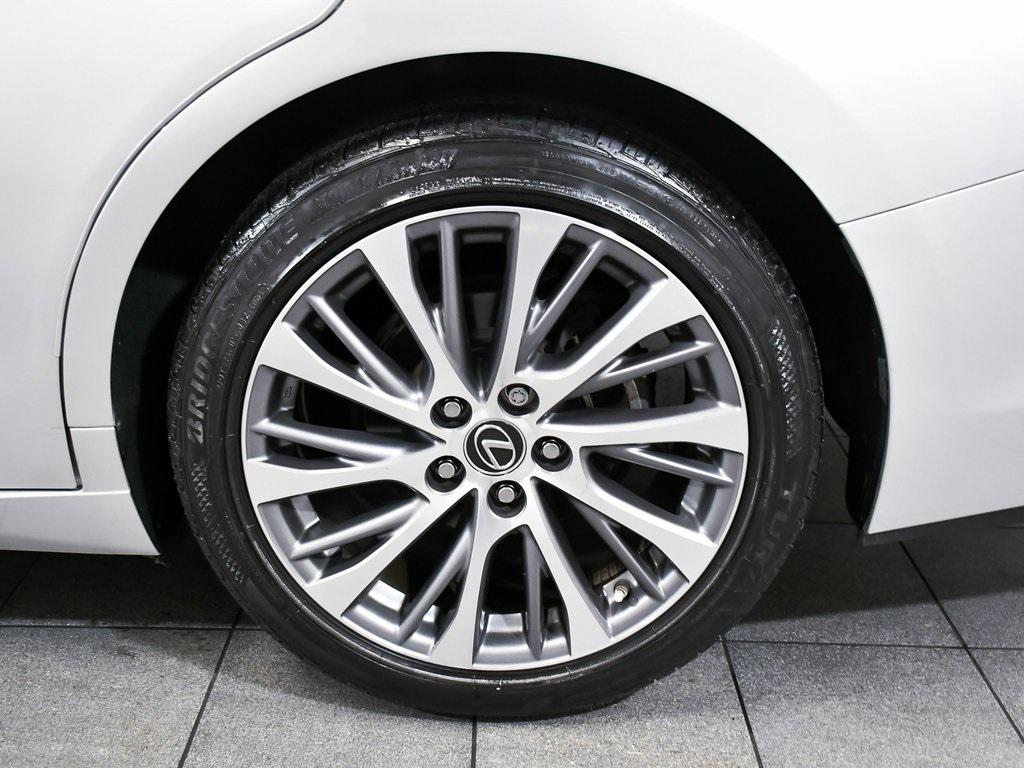 used 2021 Lexus ES 350 car, priced at $30,777