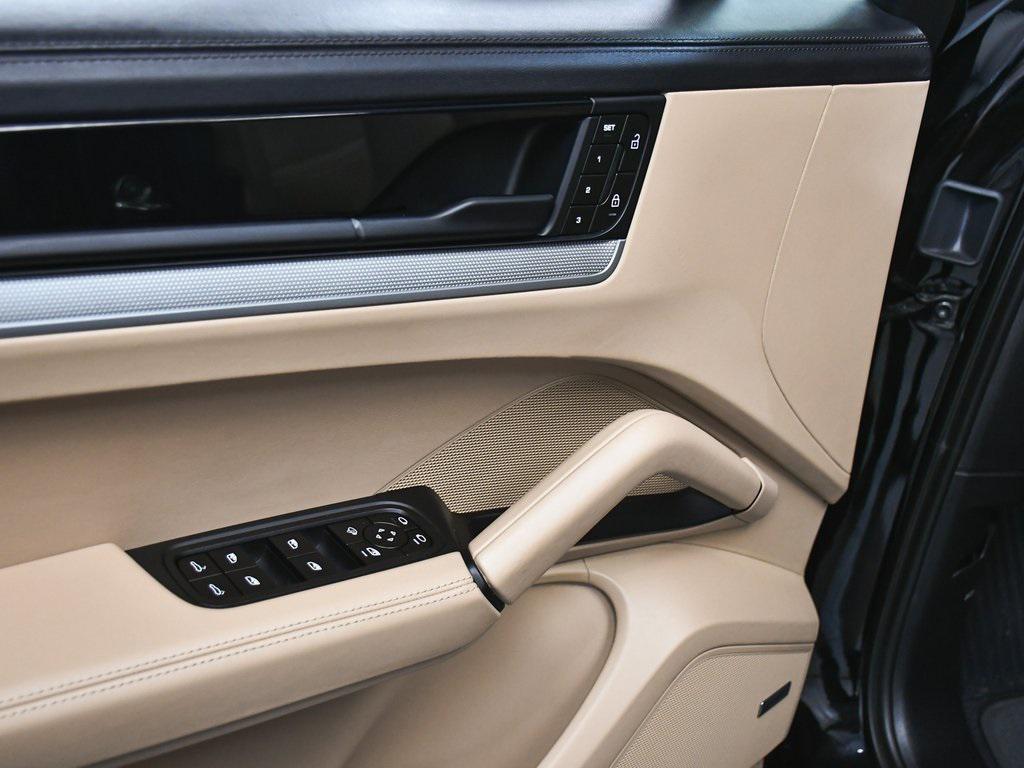 used 2024 Porsche Cayenne car, priced at $68,888