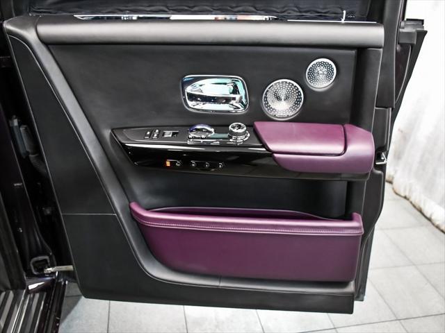 used 2020 Rolls-Royce Phantom car, priced at $318,888