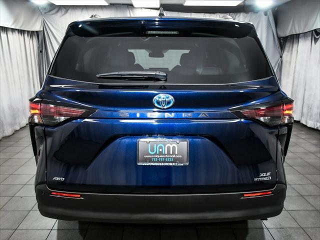 used 2023 Toyota Sienna car