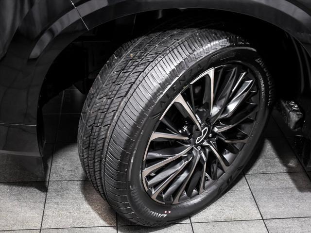 used 2025 INFINITI QX80 car, priced at $97,555