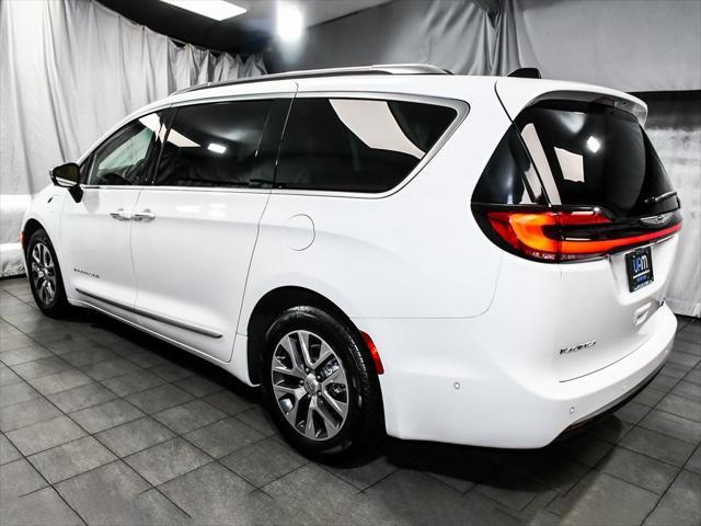 used 2023 Chrysler Pacifica car, priced at $43,888