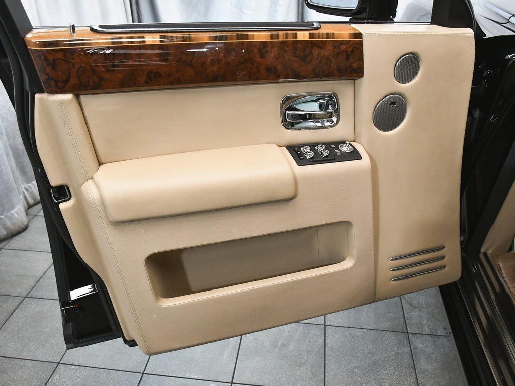 used 2009 Rolls-Royce Phantom VI car, priced at $98,888