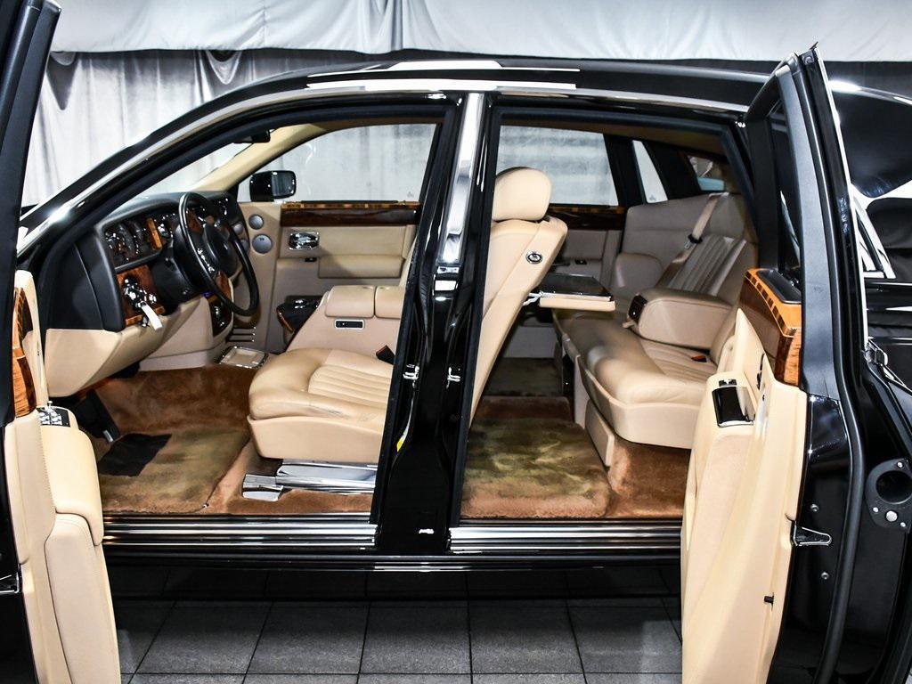 used 2009 Rolls-Royce Phantom VI car, priced at $98,888