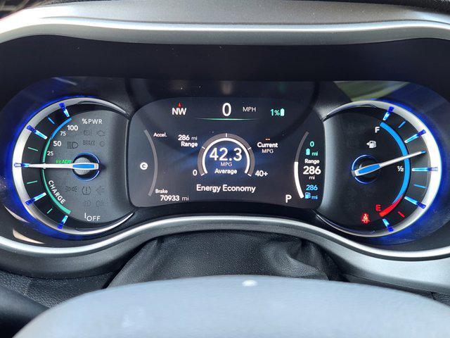 used 2022 Chrysler Pacifica Hybrid car, priced at $23,899