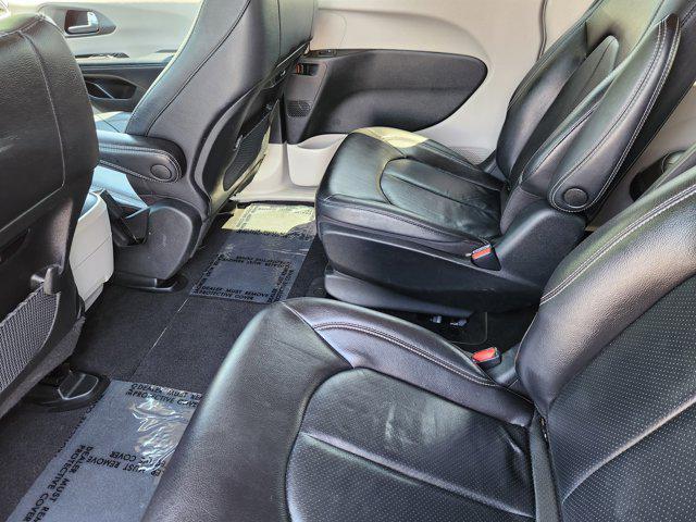 used 2022 Chrysler Pacifica Hybrid car, priced at $23,899